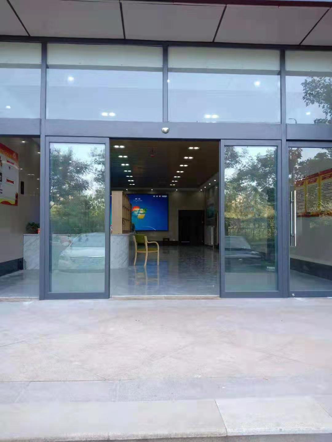 感應(yīng)門防夾安裝時(shí)為什么要配安全光線呢？